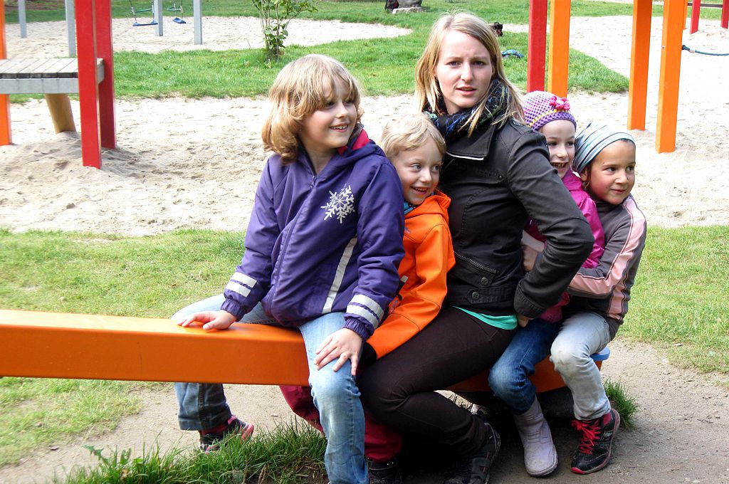07 Auf dem Spielplatz fetzt es