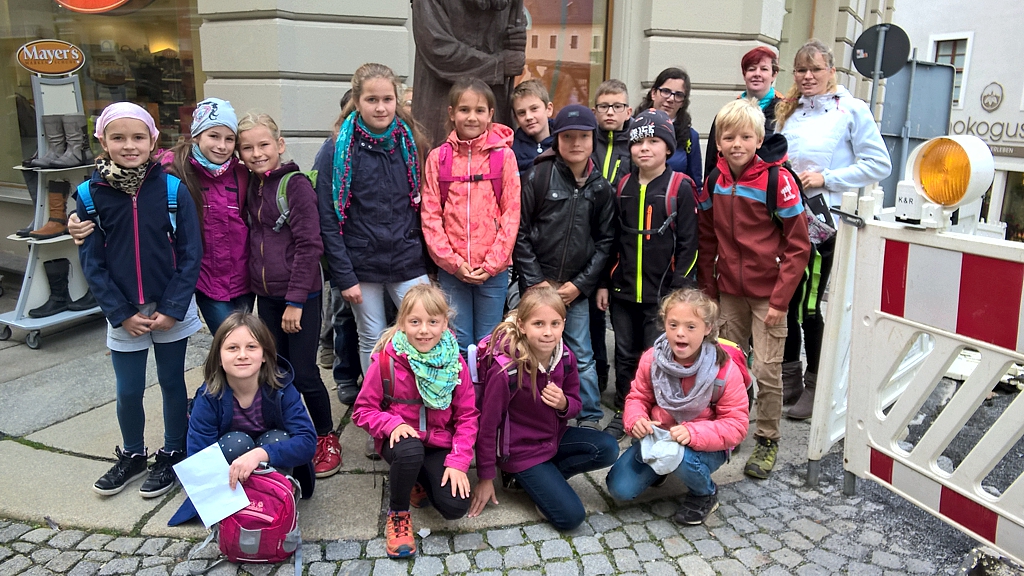 3 Adam Ries ist zu gross für uns er passte nicht mit aufs Foto